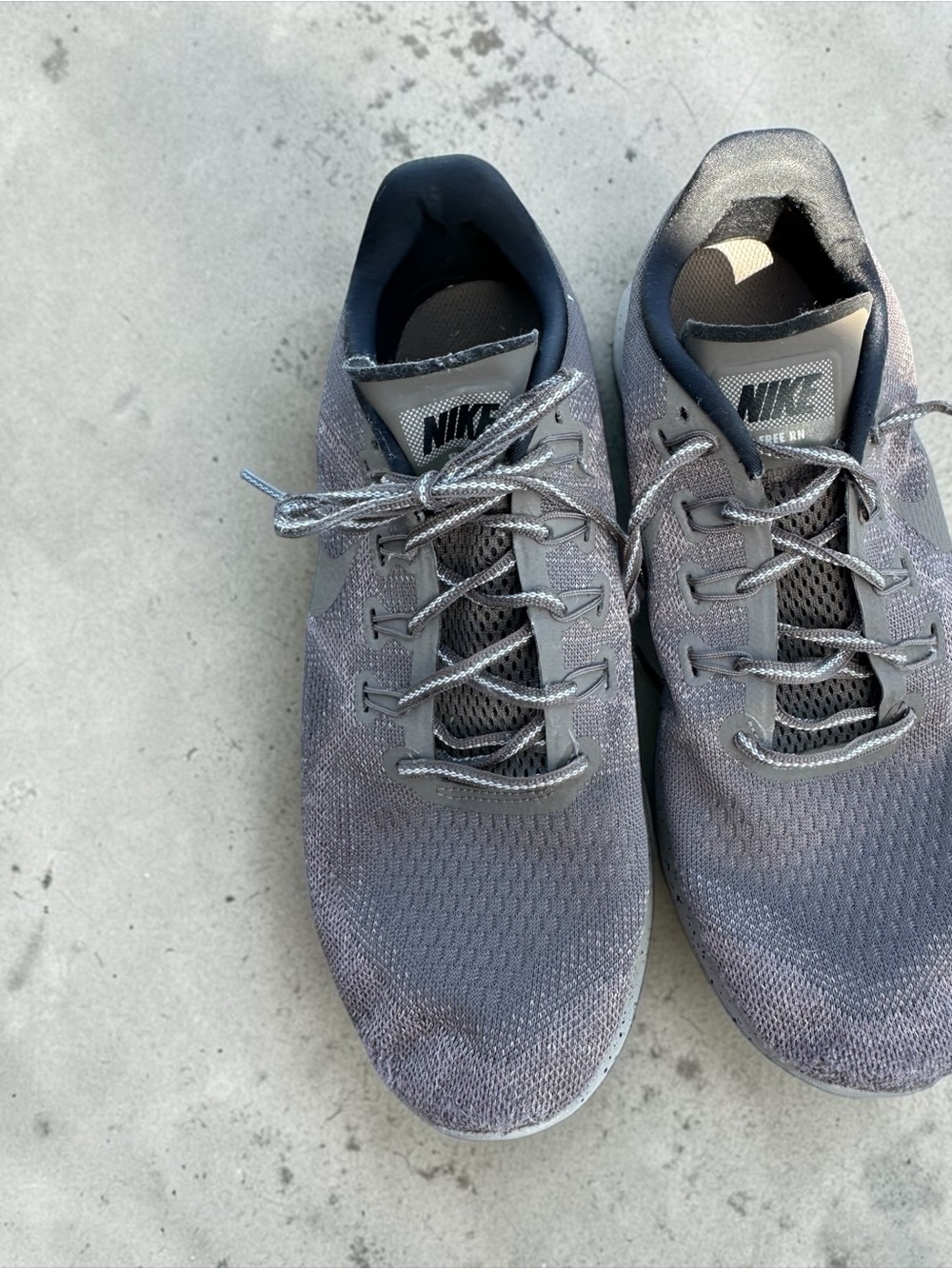 Nike‎ Men's Gray Mesh Athletic Running Shoes